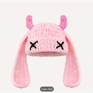 Wicked Silk | Accessories | White Devil Horn Beanie Hat  display picture 1